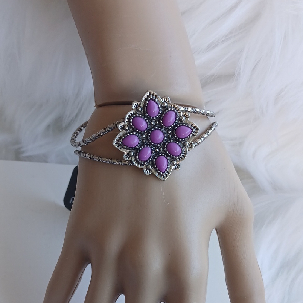Paparazzi Purple Petal Bracelet